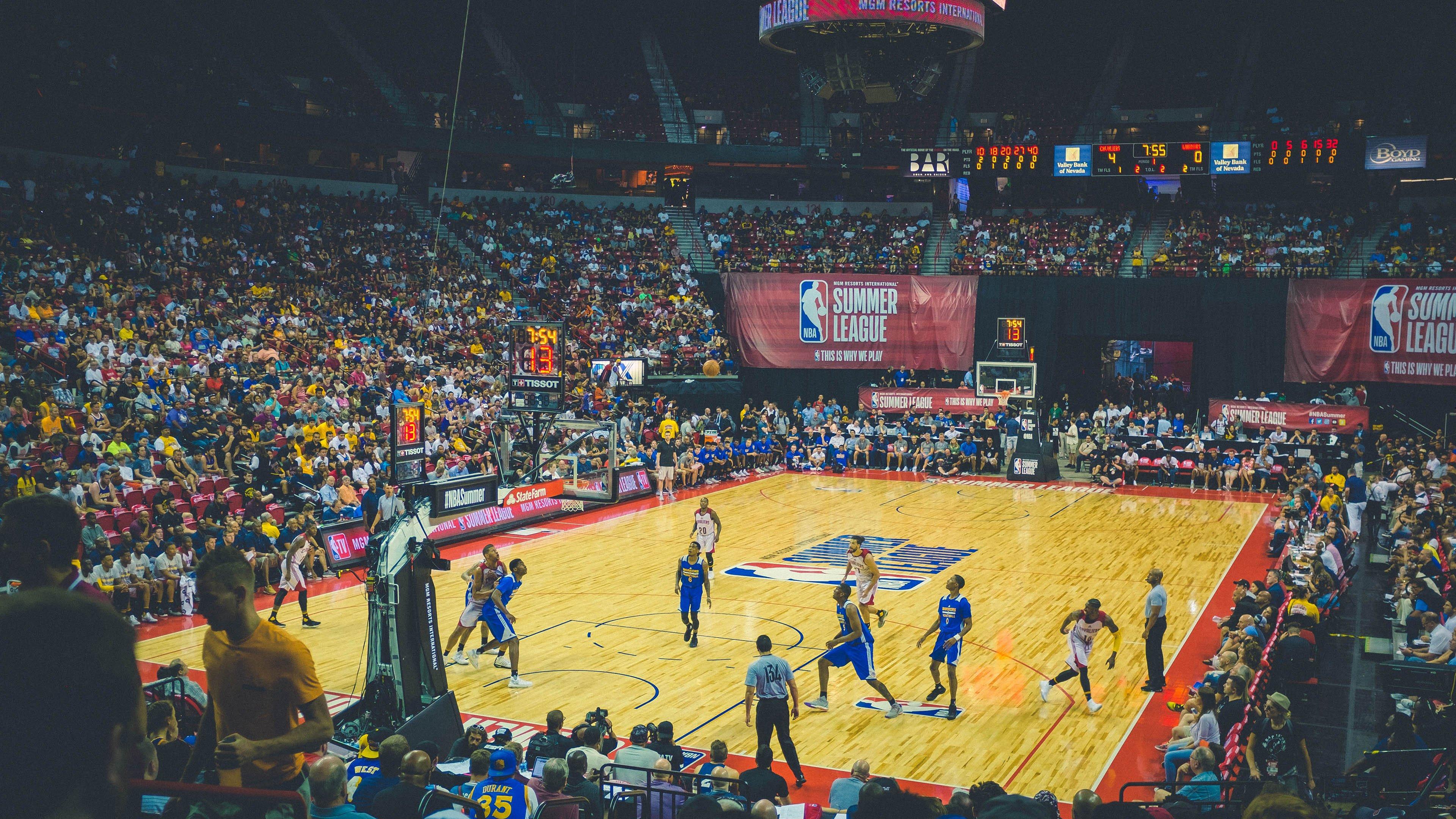 【b体育官方入口】法国名将拉维勒涅刷新撑杆跳赛季最佳 巴黎奥运备战再添信心