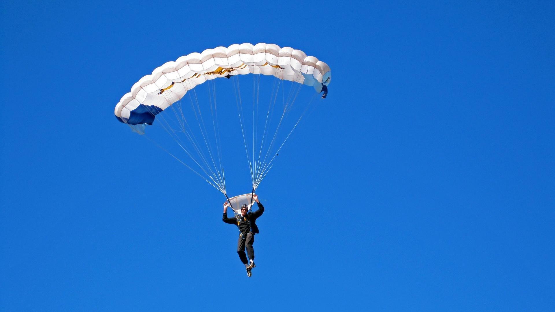 【b体育app官方下载】冰上芭蕾再绽华彩,世界花样滑冰大奖赛总决赛精彩落幕